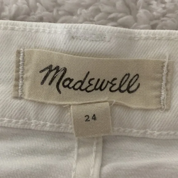 Madewell Women’s  Stretch ButtonFront White Denim Straight Mini Skirt Edition 24 - Picture 2 of 15